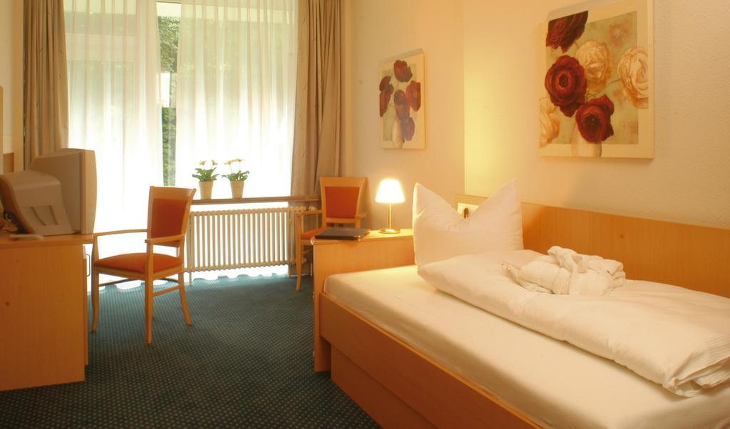 Gesundheitshotel Das Bad Peterstal Room photo